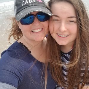 Meet your Posher, Melanie